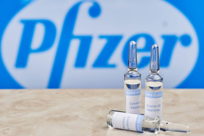 Pfizer podría tener una pastilla anticovid a finales de año