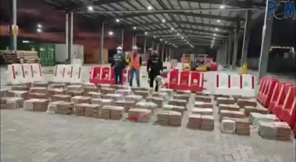 incautación de 1 toneladas 213 kg de clorhidrato de cocaína