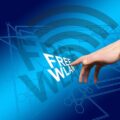 Cómo reducir los riesgos del uso de wifi pública con una descargar VPN gratis