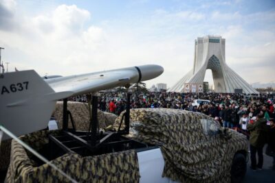 Tambores de guerra: ¿cómo son los “drones kamikaze” Shahed-136 que Irán lanzó contra Israel?