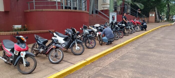 Desarticulan red de ladrones de motos en Iguazú; capturaron al líder «Pajarito» y recuperaron motos