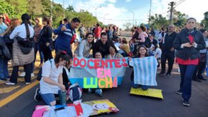 Conflicto docente: ante la falta de respuesta del gobierno hoy habrá cortes de ruta y en Iguazú comienza el acampe   