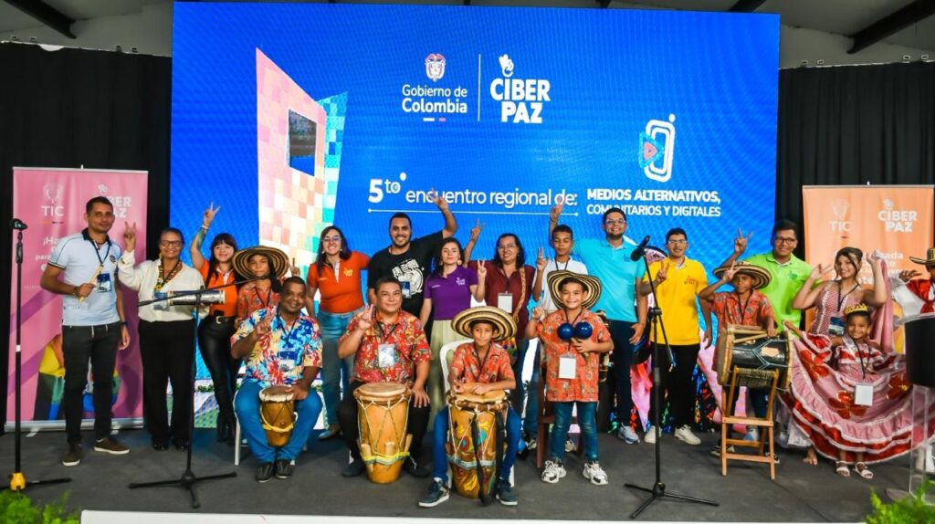 Colombia | Ministerio TIC lanza CiberPaz: una apuesta por un Internet seguro e inclusivo en toda Colombia.