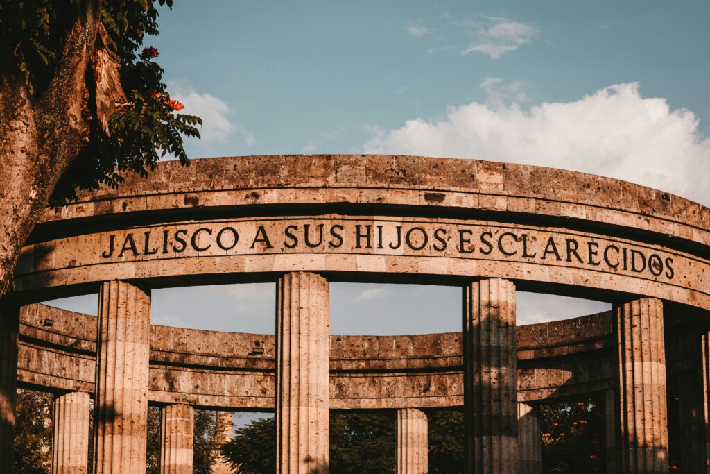 ¿Qué sitios turísticos visitar en Guadalajara?
