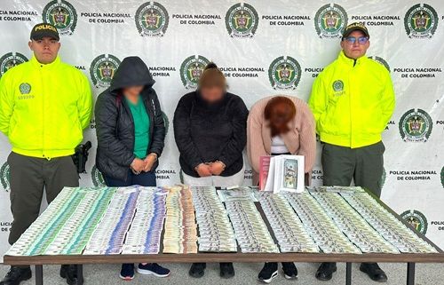 Colombia | Capturan a Banda Internacional de Falsificadores en Operativo Conjunto de la Dijín y el Servicio Secreto de EE.UU.