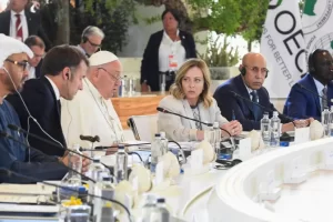 El Papa Francisco advirtió en el G7 sobre los riesgos de la Inteligencia Artificial