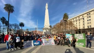 Rechazan intervención del Gobierno argentino en Universidad de las Madres de Plaza de Mayo