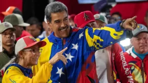 Venezolanos festejan la victoria electoral del presidente Nicolás Maduro