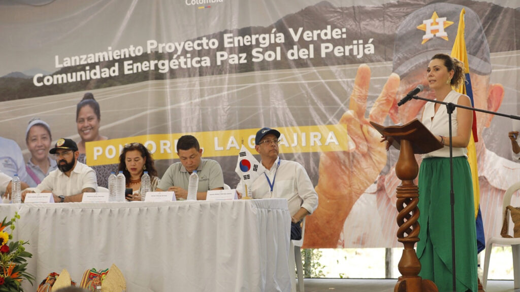 Colombia | Con apoyo de Corea y una inversión de USD 8,5 millones, el Gobierno construirá una innovadora comunidad energética para firmantes de paz en La Guajira