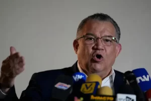 Enrique Márquez solicitó al TSJ anular proceso que lleva a cabo la Sala Electoral y ordene abrir las cajas para contar “voto a voto”