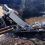 Sucumbió puente provisorio que había puesto el gobierno en Paso del Cerro