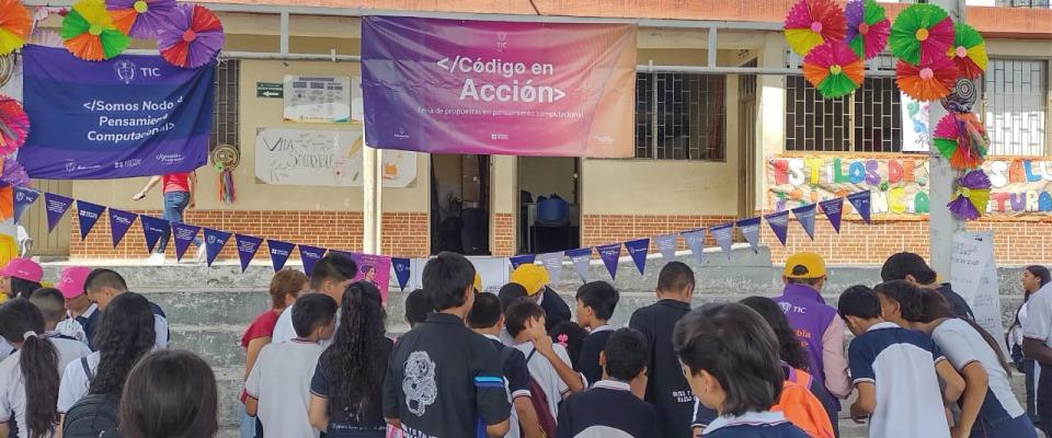 Colombia | Código en Acción: Revolución Tecnológica del @Ministerio_TIC en las Aulas de Colombia